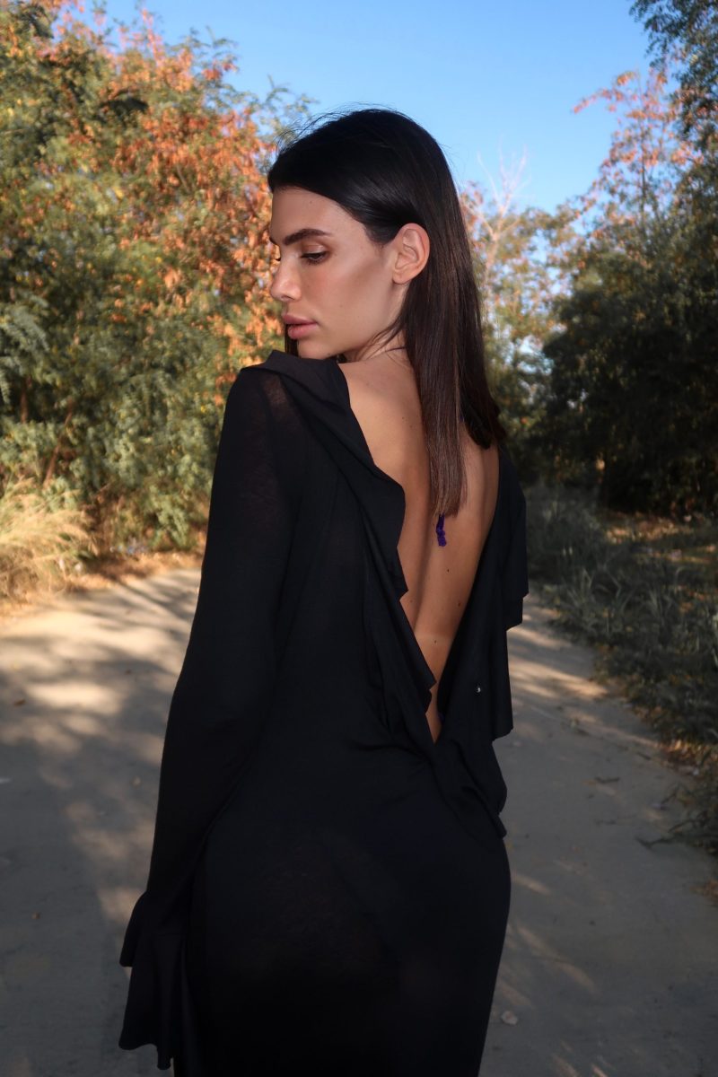 BELLA BLACK