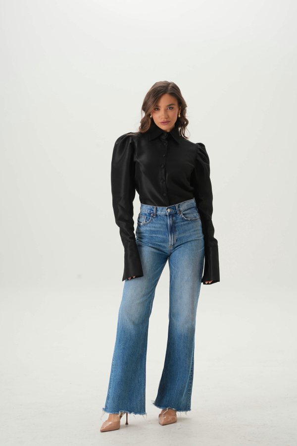 MUST HAVE SHIRT BLACK